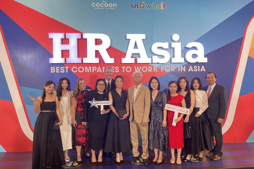 A Warm Christmas For Children In Northern Highlands With Dan On